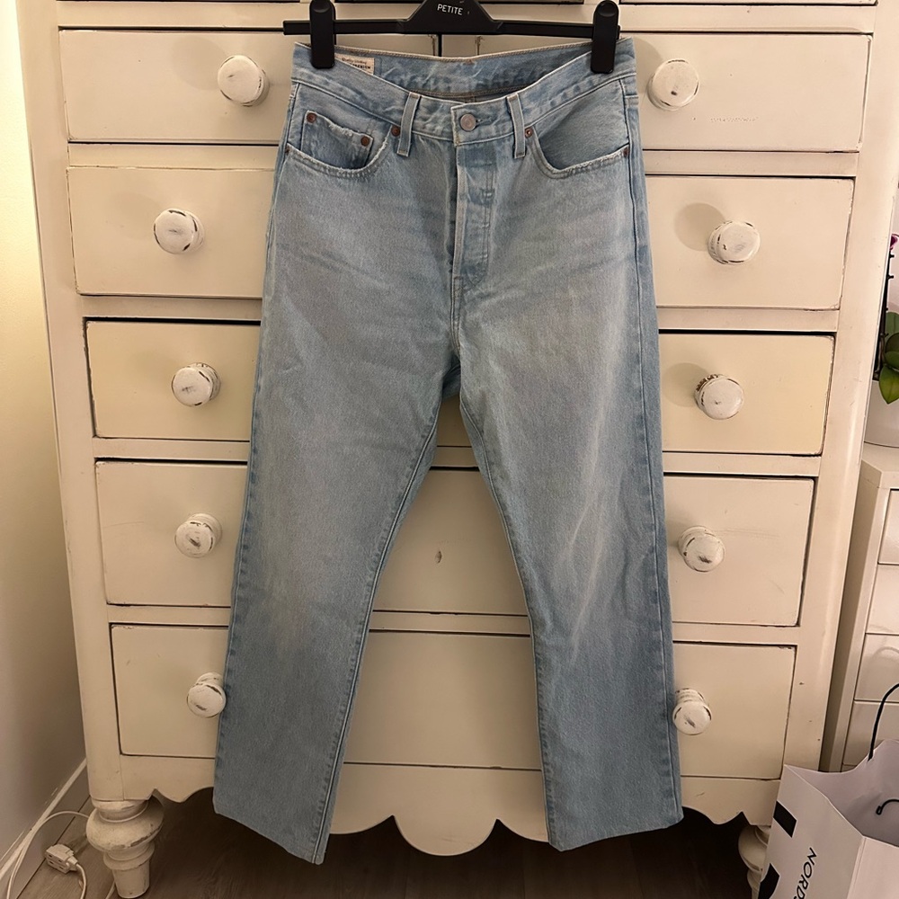 Levi’s women’s Blue Jeans